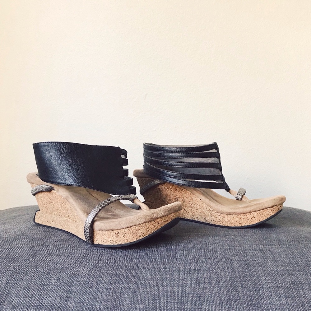 Modzori Wedge Sandals